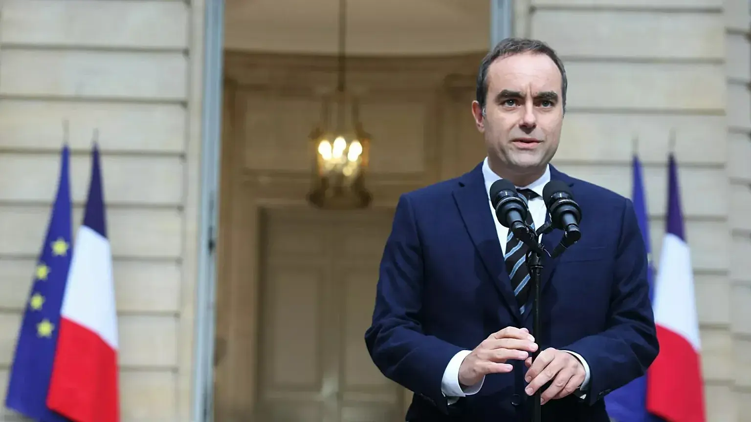 Lecornu démission